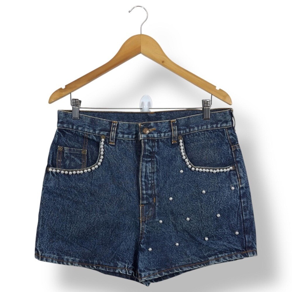 Vintage Womens 33 Shorts Denim Pearl Embellished High Waisted Jeans Style Cute